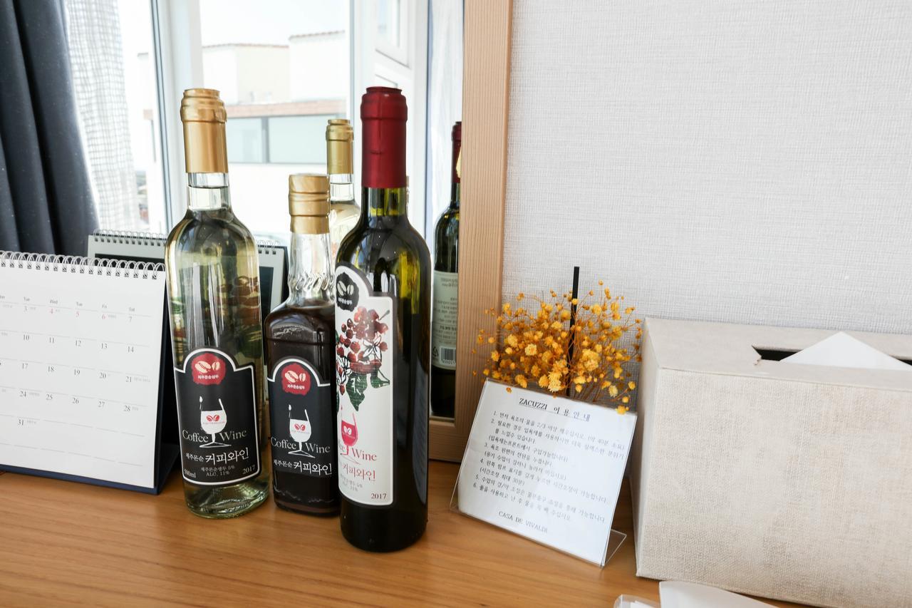 卡萨代维瓦尔第酒店 西归浦市 外观 照片
