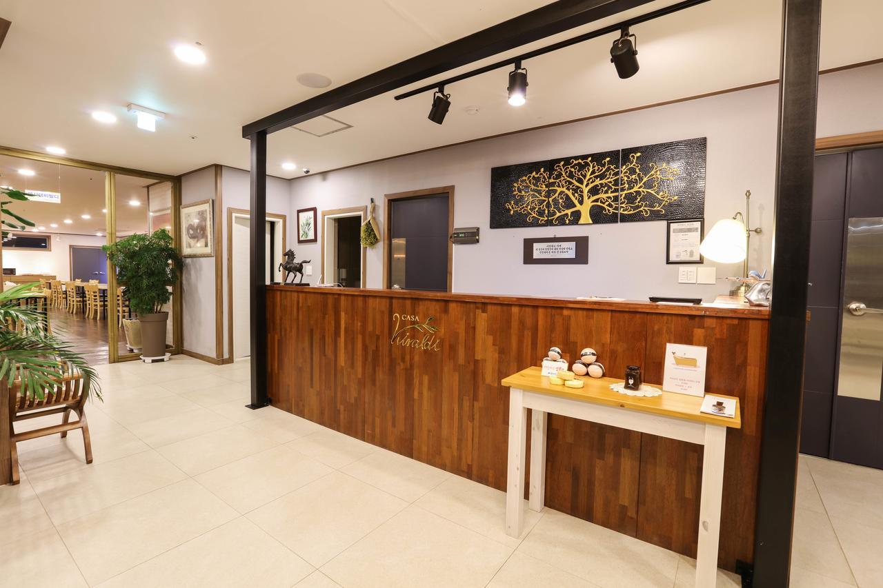 卡萨代维瓦尔第酒店 西归浦市 外观 照片